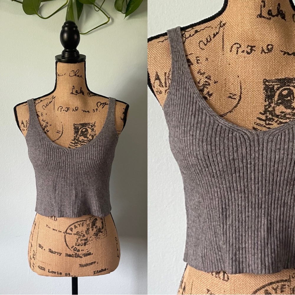 SOLD Lemon Grey Ribbed Knit Sweater Tank Crop Top Size Medium